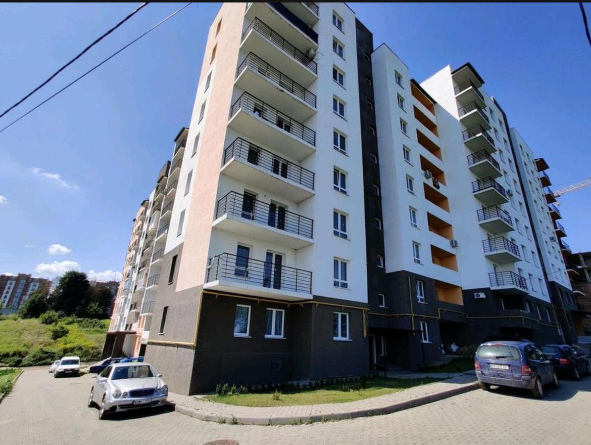 Oazis Apartments Tsjernivtsi Eksteriør bilde
