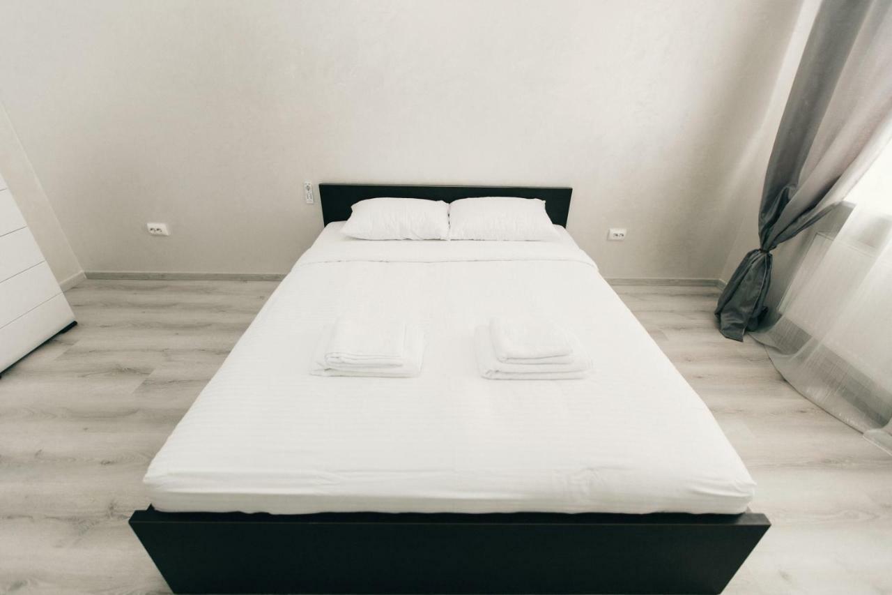 Oazis Apartments Tsjernivtsi Eksteriør bilde